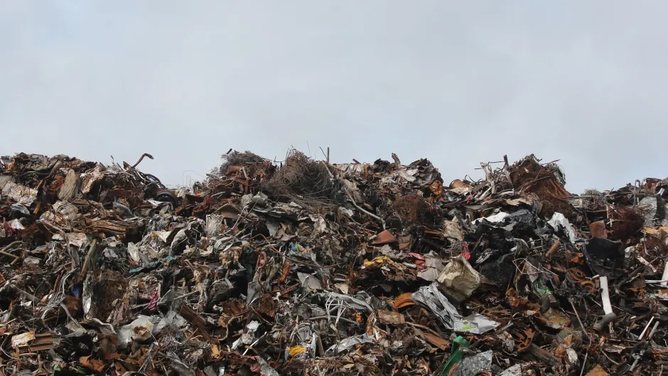 Rubrik_Abfall_Muellhalde_c._Pixabay_disposal-1846033_1920